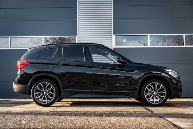 BMW X1 sDrive18i Centennial High Executive |Stoelverw. |Navi |Cruise |Climate Control