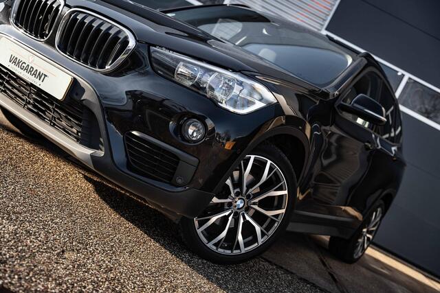 BMW X1 sDrive18i Centennial High Executive |Stoelverw. |Navi |Cruise |Climate Control