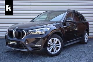 bmw-x1-xdrive25e-trekhaak---camera-