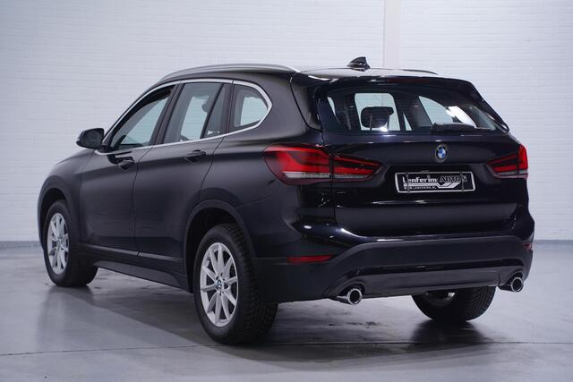 BMW X1 sDrive18d High Executive Edition Leder Head-up Stoelverwarming Ledkoplampen NAP