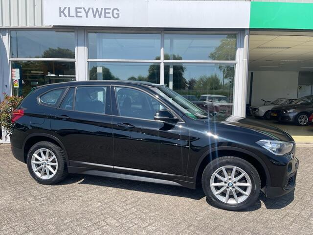 BMW X1 sDrive 18i Cent. Exec., Nav, Pdc, Clima, All season