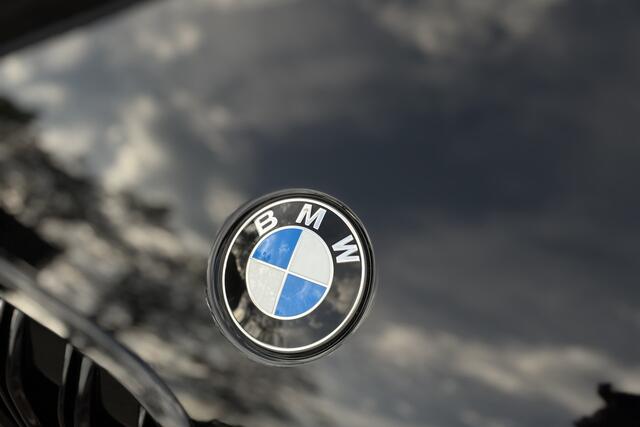 BMW X1 xDrive25e Advantage | Panodak | Head-up | PDC V&A | NAVI | 31.772 km