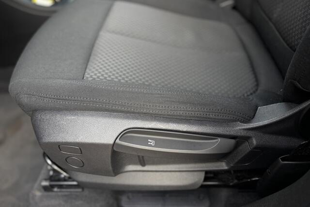 BMW X1 xDrive25e Advantage | Panodak | Head-up | PDC V&A | NAVI | 31.772 km