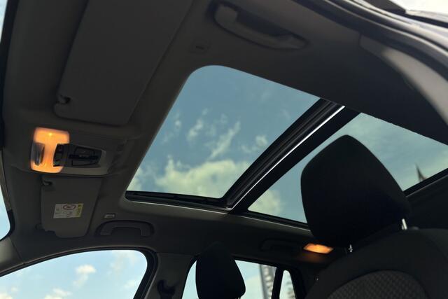 BMW X1 xDrive25e Advantage | Panodak | Head-up | PDC V&A | NAVI | 31.772 km