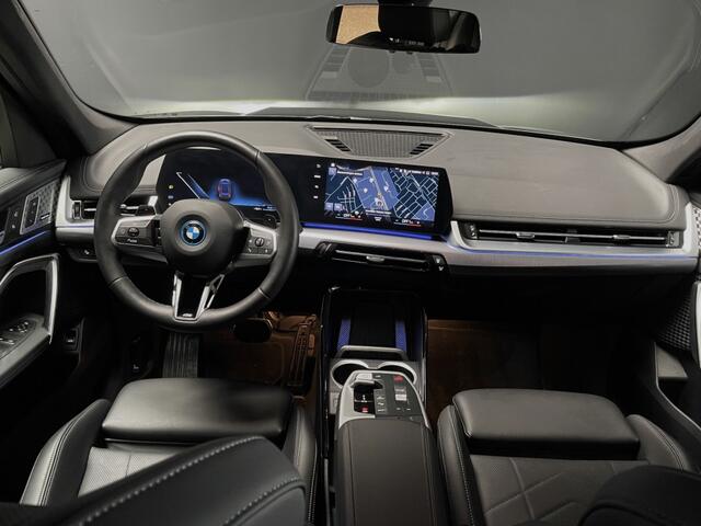 BMW X1 x-Drive 25e M-Sport/20 inch/trekhaak/elec stoelen/leer/harman ka