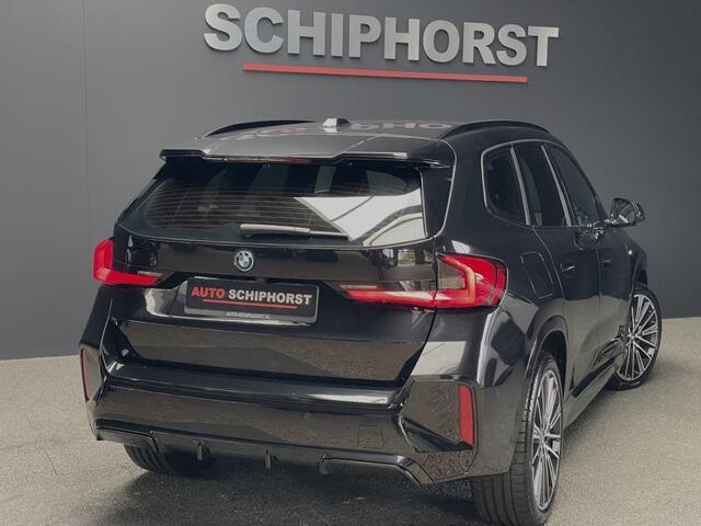 BMW X1 x-Drive 25e M-Sport/20 inch/trekhaak/elec stoelen/leer/harman ka