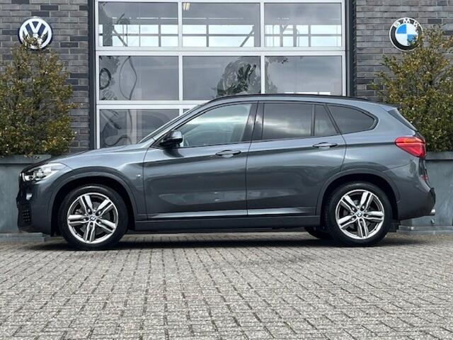 BMW X1 SDRIVE20I M-SPORT - LEDER - NAVI - LED - 18 INCH