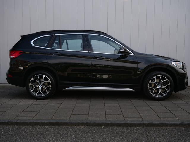 BMW X1 1.8i 136pk s-Drive High Executive AUTOMAAT Leder / LED-koplampen / Camera / Stoelverwarming