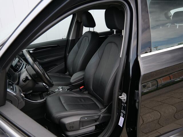BMW X1 1.8i 136pk s-Drive High Executive AUTOMAAT Leder / LED-koplampen / Camera / Stoelverwarming