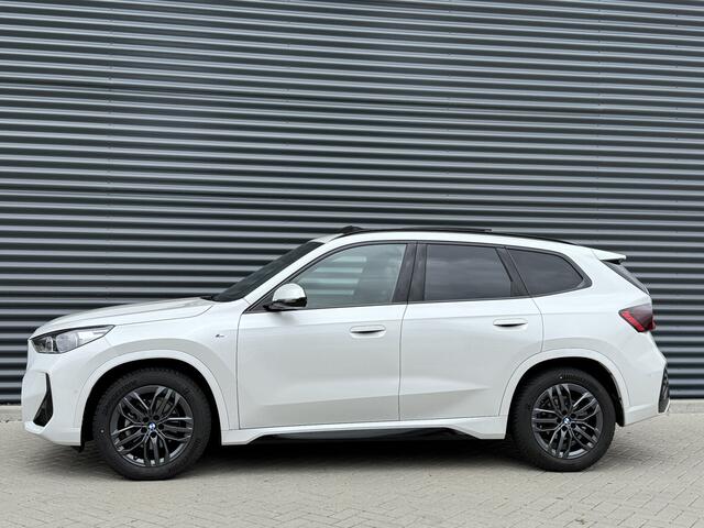BMW X1 sDrive18i M-Sport Pano/Trekhaak/Harman Kardon