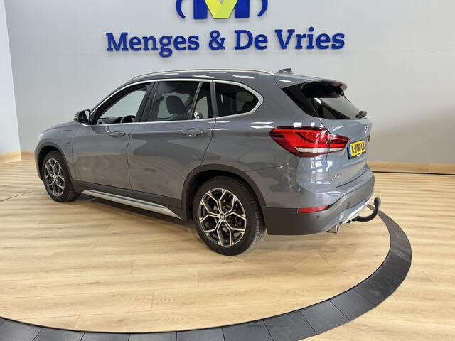 BMW X1 xDrive25e eDrive Edition X Line | Airco ECC | LED | Navigatie | Leder | Trekhaak | Head up | Sfeer | Cruise Control | Isofix |