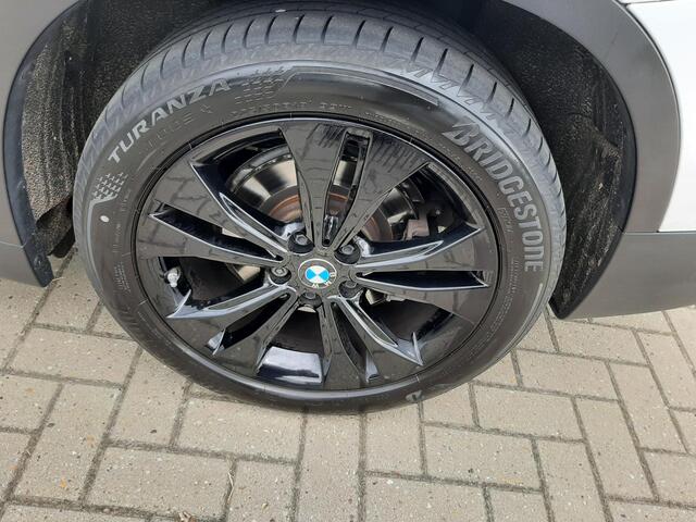 BMW X1 xDrive25e High Executive x-LINE/ Pano Dak BMW X1 xDrive25e High Executive