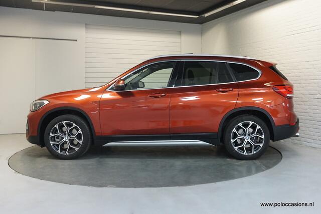BMW X1 sDrive20i VDL Automaat | Carplay | Leder | Panorama