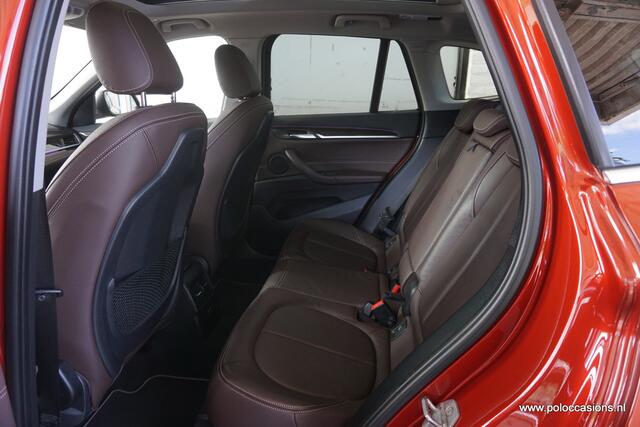 BMW X1 sDrive20i VDL Automaat | Carplay | Leder | Panorama