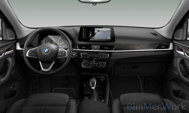 BMW X1 xDrive25e High Exe,Pano,HeadUp,Harman/Kardon,Memory,Leer
