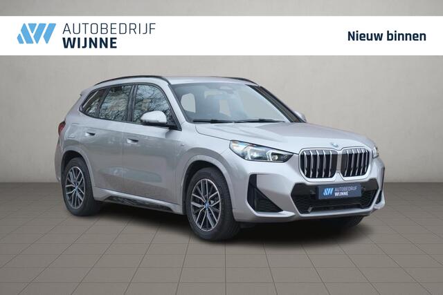 BMW X1 xDrive25e 245pk Aut. M Sport | Navi | Climate | Keyless | Camera | Alcatara | Elektrische Achterklep | Stoelverwarming | PDC