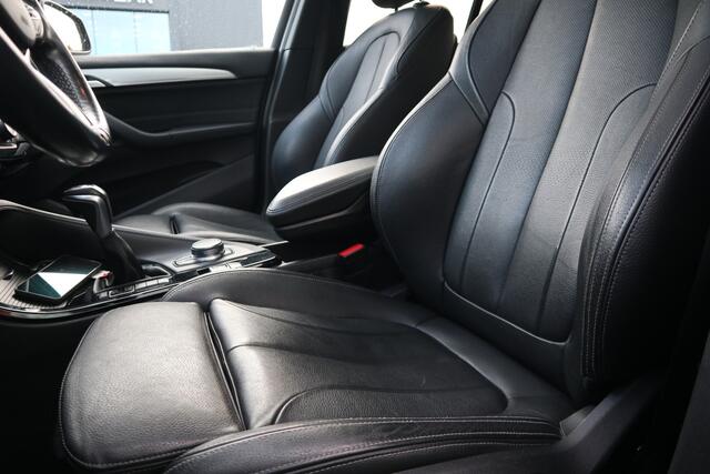 BMW X1 xDrive20i Centennial High Executive | Nieuw Binnen | Navigatie | Pano | H/K Audio | Automaat |