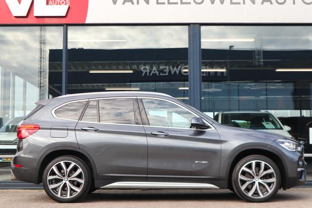 BMW X1 xDrive20i Centennial High Executive | Nieuw Binnen | Navigatie | Pano | H/K Audio | Automaat |