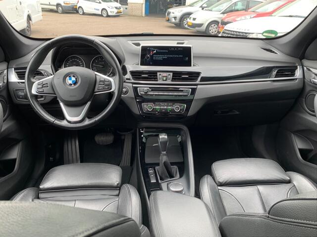 BMW X1 2.0i AUT. Centennial H. Executive Pano Leder Clima