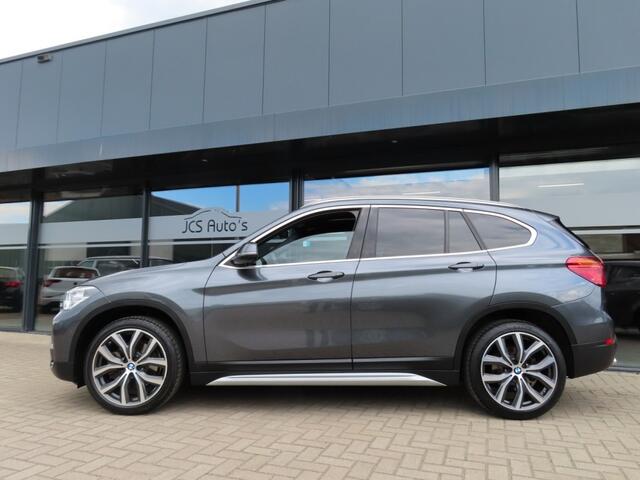 BMW X1 xDrive25i High Exe H Leder Pano 19 Inch 2017