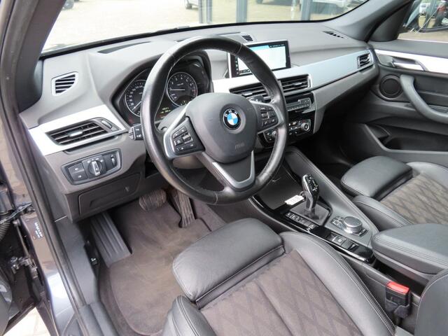 BMW X1 xDrive25i High Exe H Leder Pano 19 Inch 2017