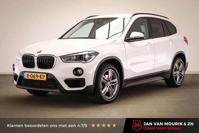 BMW X1 sDrive18i | PARKING PACK | LENDESTEUN | STOELOVERWARMING | TREKHAAK | 18"
