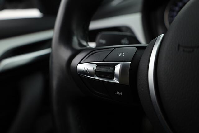BMW X1 xDrive25e | Navi | Cruise | Stoelverw. | Camera | PDC V+A