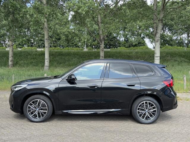 BMW X1 sDrive20i M-Sport Panorama Trekhaak Camera 18'' LED