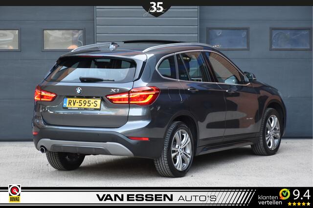 BMW X1 sDrive18d High Executive Navi Pano Camera Trekhaak Head-Up Keyless NL-Auto!