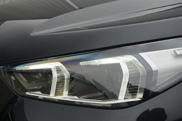BMW X1 sDrive18i M Sport / Premium Pack / Stoelverwarming
