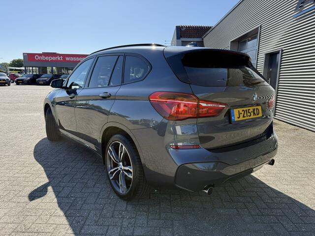 BMW X1 sDrive20i High Executive M Sport Head-Up Display Lederen bekleding 19 Inch Achteruitrijcamera LED Navi Plus