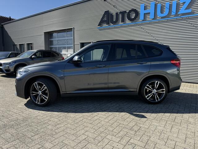 BMW X1 sDrive20i High Executive M Sport Head-Up Display Lederen bekleding 19 Inch Achteruitrijcamera LED Navi Plus