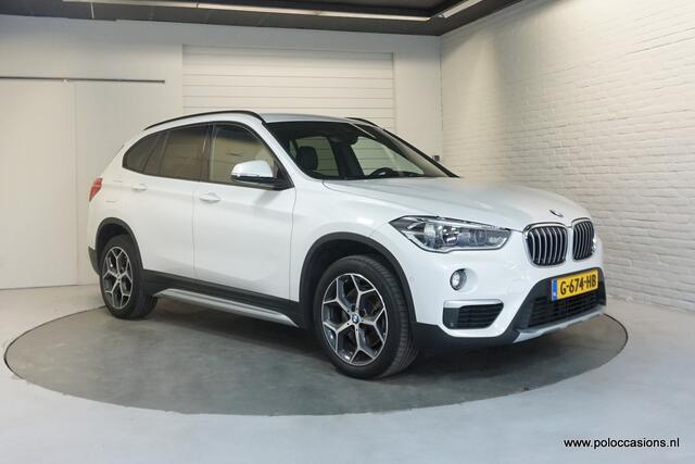 BMW X1 sDrive20i High Exec Automaat | Sportstoel | Head Up | 2.0