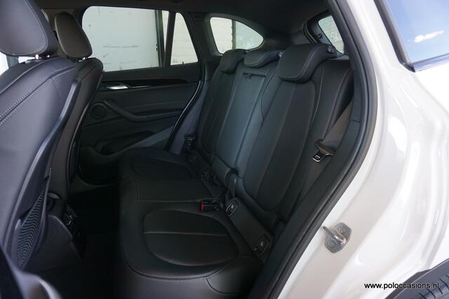 BMW X1 sDrive20i High Exec Automaat | Sportstoel | Head Up | 2.0