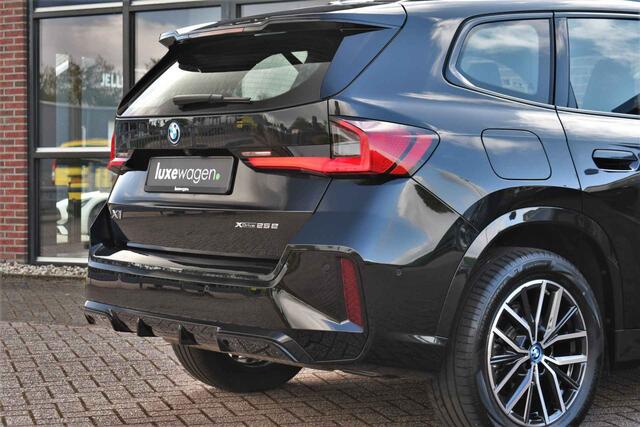 BMW X1 xDrive25e M-Sport Pano 360 HUD Adp-onderstel Shadowline