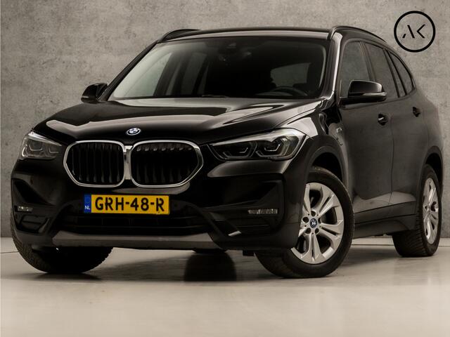 BMW X1 xDrive25e Sportline 221Pk Automaat (GROOT NAVI, CLIMATE, ALCANTARA, GETINT GLAS, ELEK ACHTERKLEP, SPORTSTOELEN, PARKEERSENSOREN, LED KOPLAMPEN, DAB+, NIEUWSTAAT)