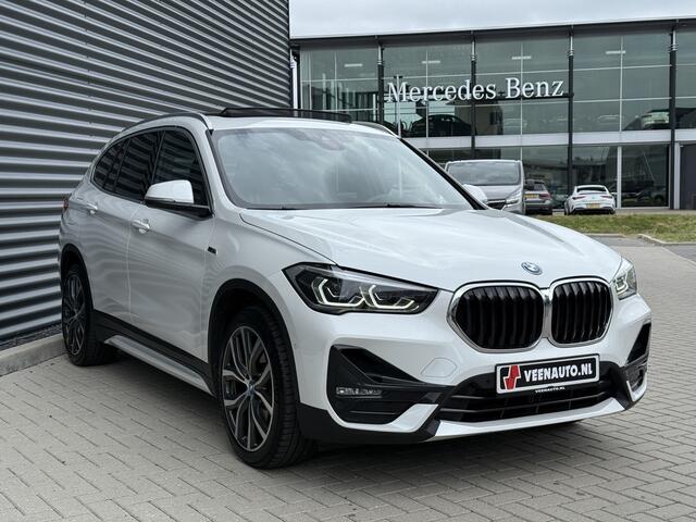 BMW X1 xDrive25e Sport Line Pano