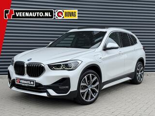 bmw-x1-xdrive25e-sport-line-pano