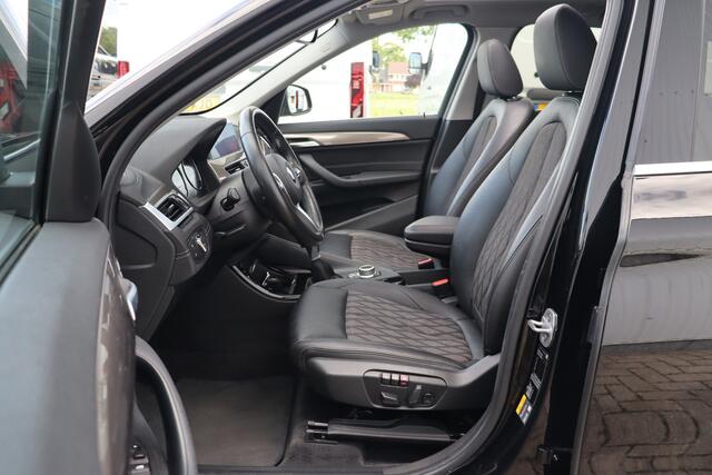 BMW X1 xDrive25e Executive | Panoramadak | Elek. Stoelen | Navigatie | Stoelverwarming | M Sport