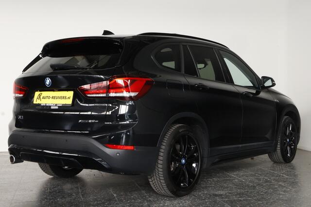 BMW X1 xDrive25e Sport Line / Opendak / Navi / CarPlay / HUD / LED