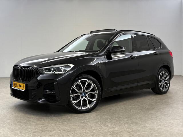 BMW X1 xDrive25e M-Sport 163PK Pano Lazer LED Sfeer Trekhaak Carplay Head-up Camera Virtual Clima Cruise Navi PDC 19''LMV
