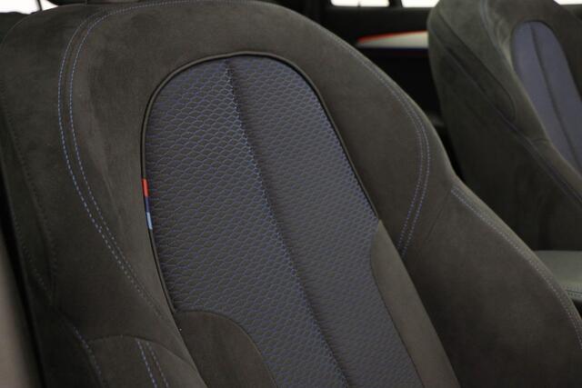 BMW X1 sDrive20i M-Sport High Executive | PARKING- PACK | PANORAMADAK | CAMERA