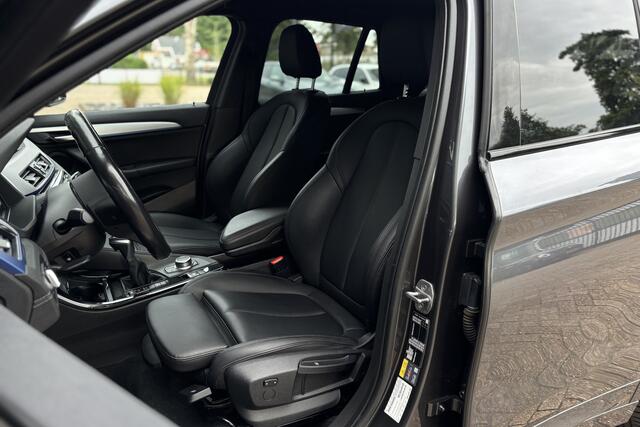 BMW X1 xDrive25e M-Sport | Sportleder | Trekhaak | Stoel+Stuurverwarming | Privacy Glas | Navi