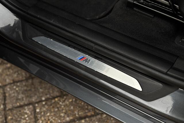 BMW X1 xDrive25e M-Sport | Sportleder | Trekhaak | Stoel+Stuurverwarming | Privacy Glas | Navi