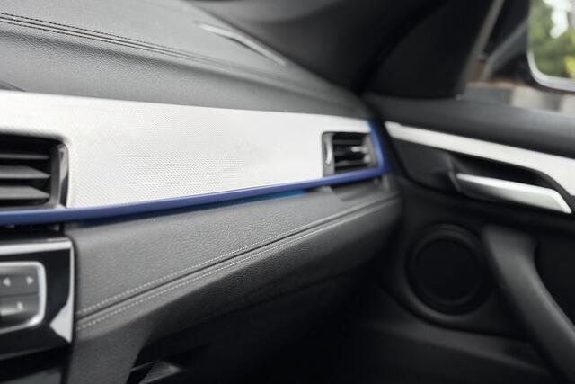 BMW X1 xDrive25e M-Sport | Sportleder | Trekhaak | Stoel+Stuurverwarming | Privacy Glas | Navi