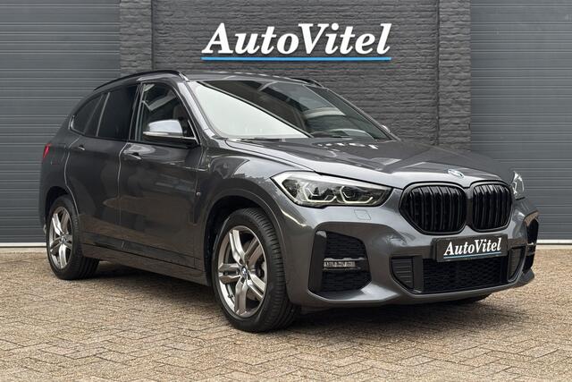 BMW X1 xDrive25e M-Sport | Sportleder | Trekhaak | Stoel+Stuurverwarming | Privacy Glas | Navi