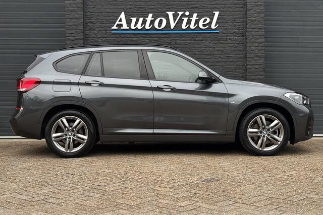 BMW X1 xDrive25e M-Sport | Sportleder | Trekhaak | Stoel+Stuurverwarming | Privacy Glas | Navi