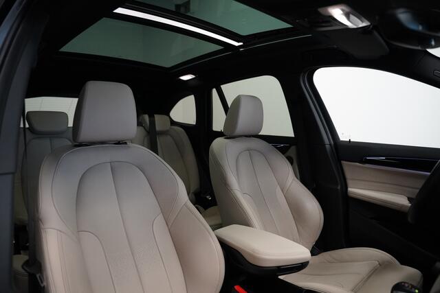BMW X1 xDrive25e M-Sport/Panodak/Leder/Trekhaak/Camera