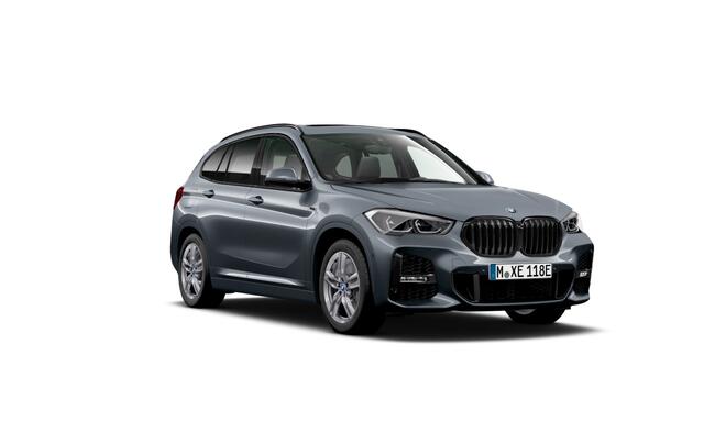 BMW X1 xDrive25e | M-Sport | Navigatie | Head-Up | Half Leder | Memory | Camera | Trekhaak | 18"LM | Storm Bay