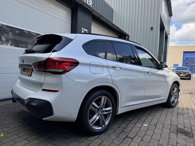 BMW X1 xDrive25e High Executive M-Sport pano/leer/led/vol